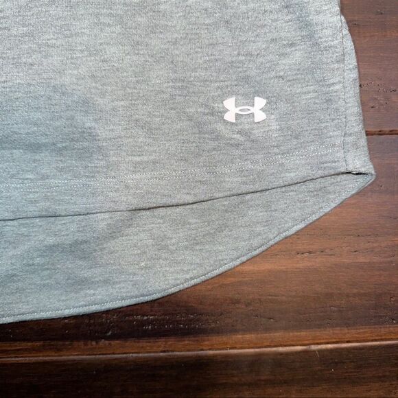 Under Armour Mens Hoodie - Picture 2 of 5